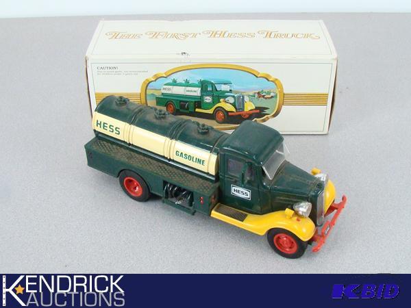 Vintage 1980 The First Hess Truck in Box