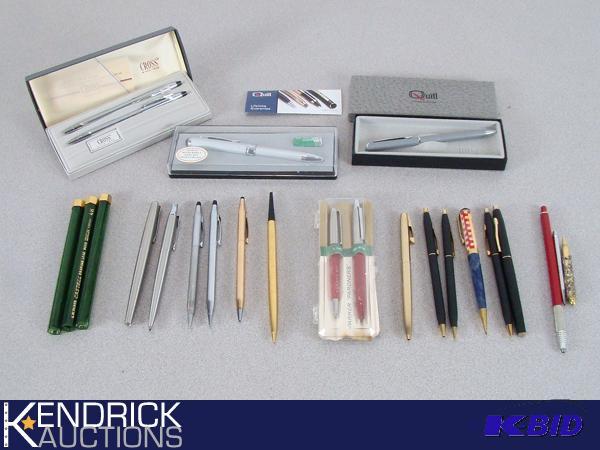 Lot of Vintage Collectible Pens