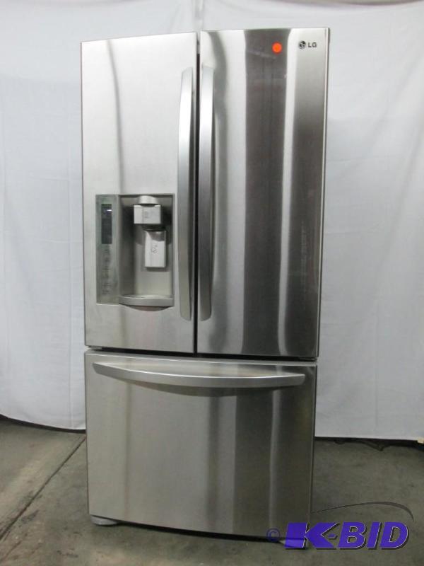 LG 3-Door French Door Refrigerator w Ice & Water