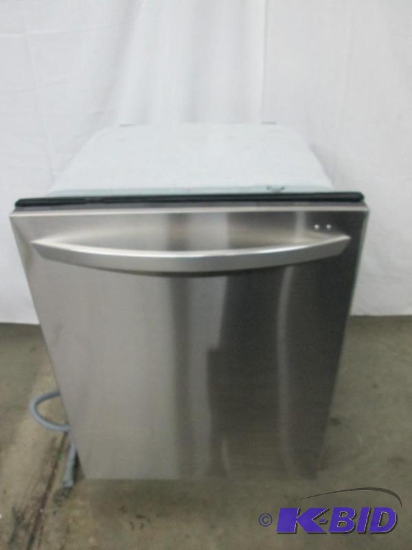 LG FULLY INTEGRATED DISHWASHER WITH FLEXIBLE EASYRACK PLUS SYSTEM