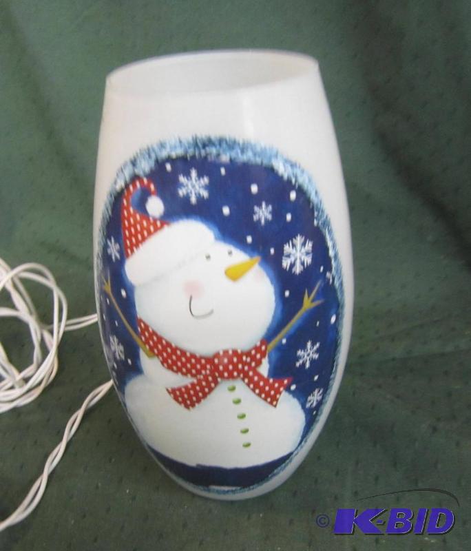 NEW  Lighted Snowman Glass Vase