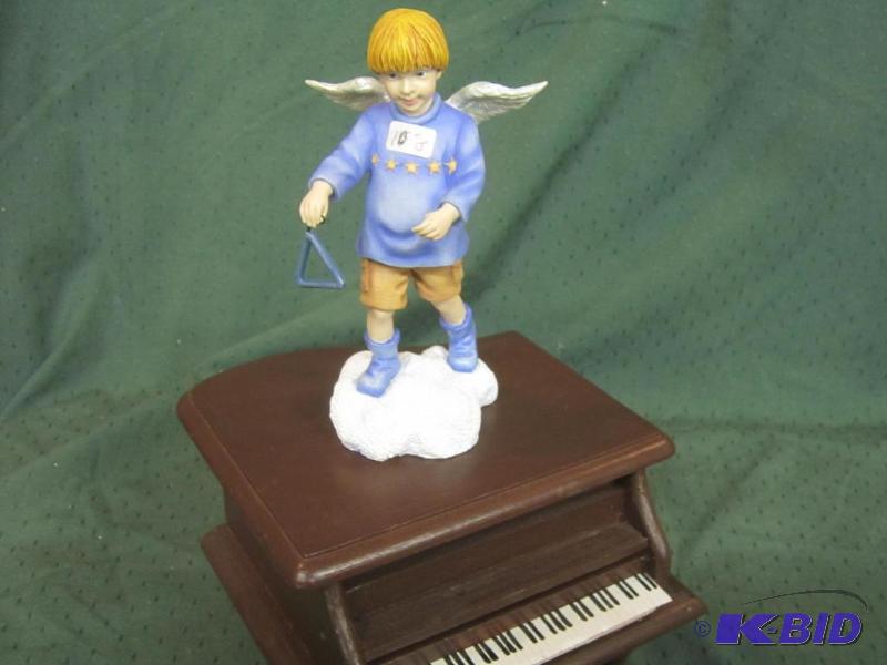 Piano Music Box and Eric the Leader Angel Pyka Earth Angels #13821