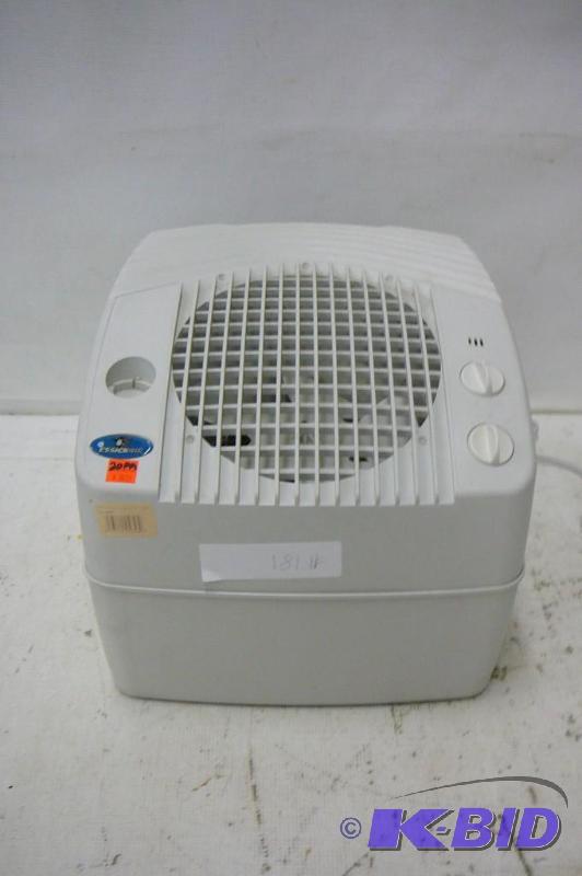lot 181 image: Table Top Humidifier Essick model e 35000...