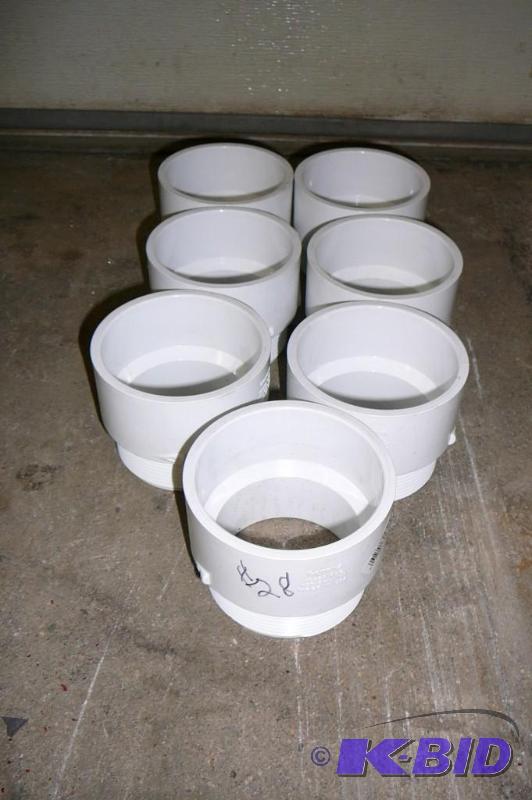 lot 28 image: 7 - 3" Threaded Reducing Hub...