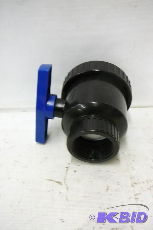 lot 65 image: 1-3" SGI Union Valve Norwesco...