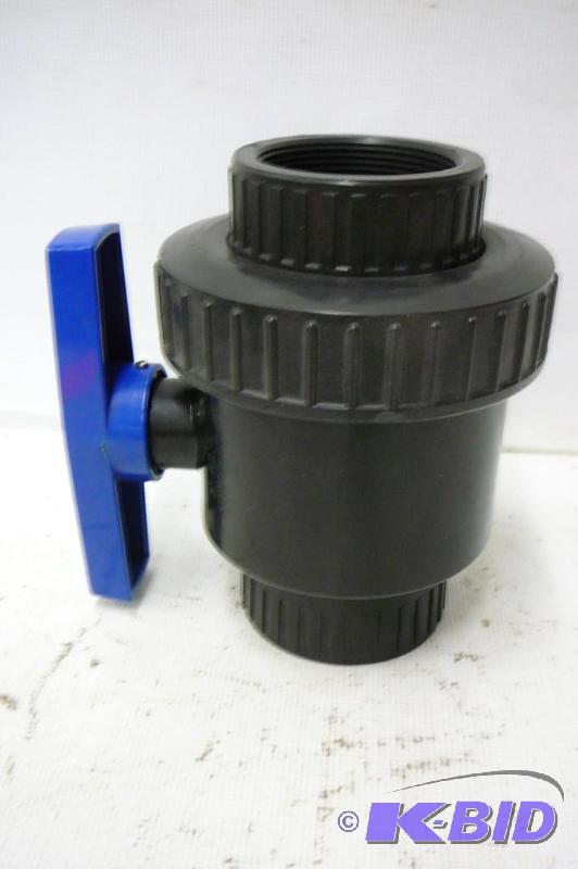 lot 66 image: 1-3" SGI Union Valve Norwesco...