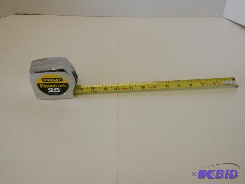 New Stanley 25 locking tape measure