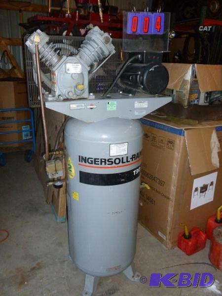 Ingrasol Rand 5 hp air compressor. 60 gallon....