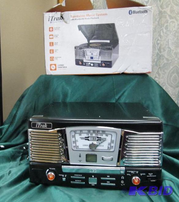 lot 54 image: iTrak Turntable music system with Bluetooth m...