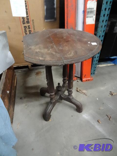 Vintage Wood Table. Missing Part of the Top...