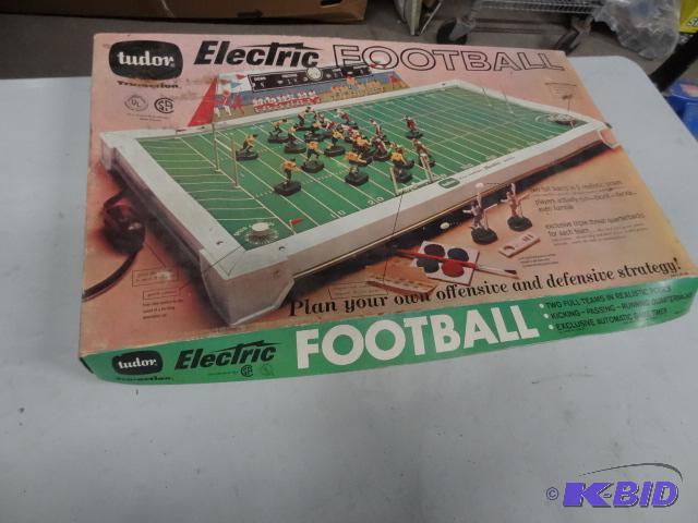 Vintage tudor electric football game....