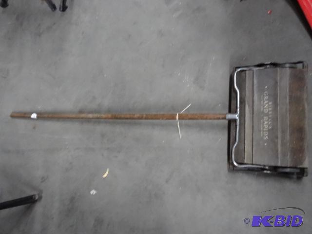 Vintage Bissell Floor Sweeper...