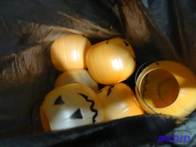 6 Plastic Pumpkin Buckets...