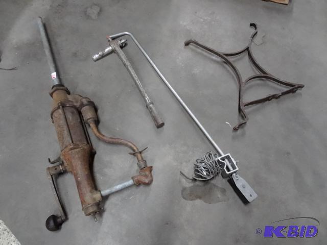 VIntage Oil Pump, Vintage Antenna, Sewing Mac...