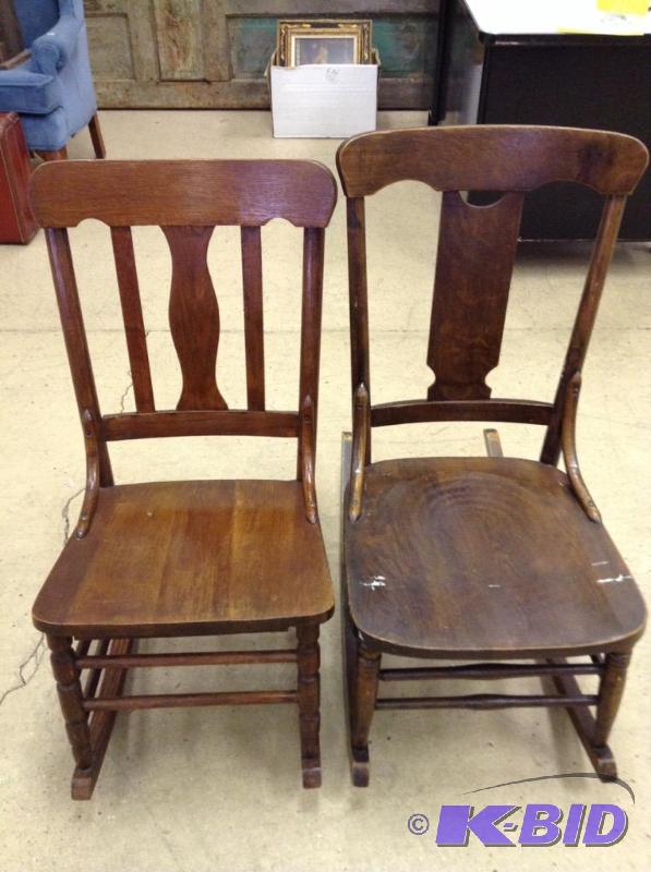 lot 5 image: 2 vintage rockers