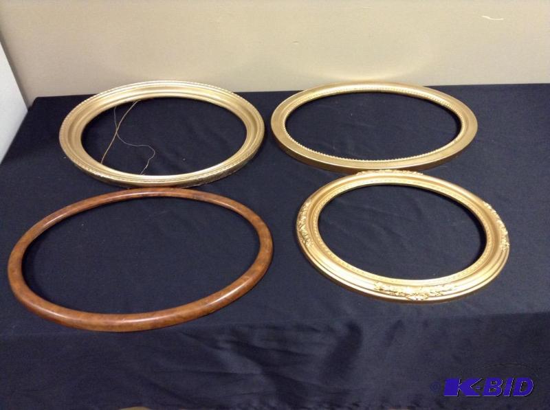 lot 60 image: 4 Vintage Oval Frames & 6 Vintage Pictures