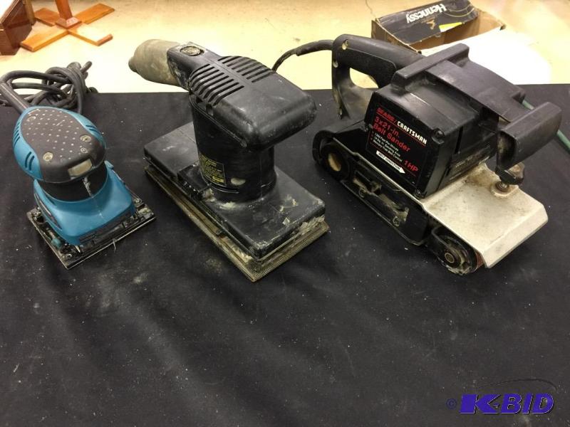 lot 56 image: 2 Craftsman & 1 Makita Electric Sanders