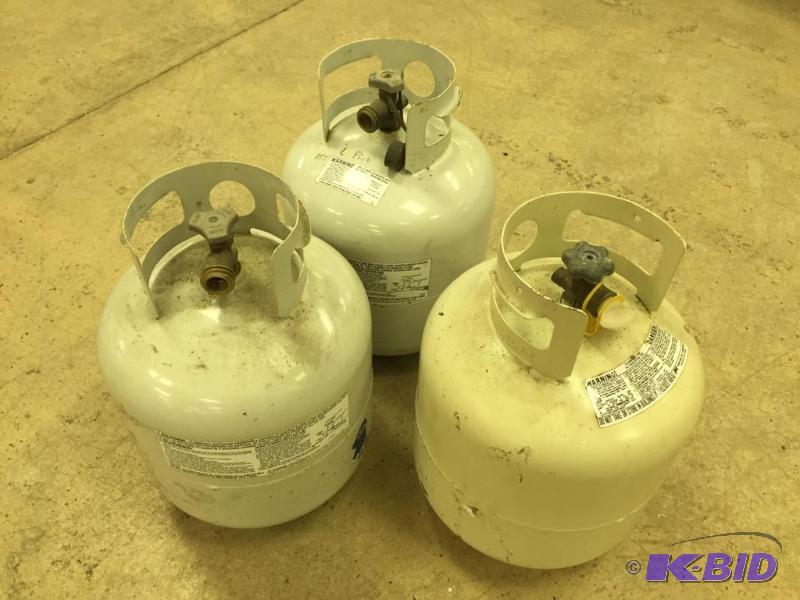 lot 57 image: 3 Propane Tanks