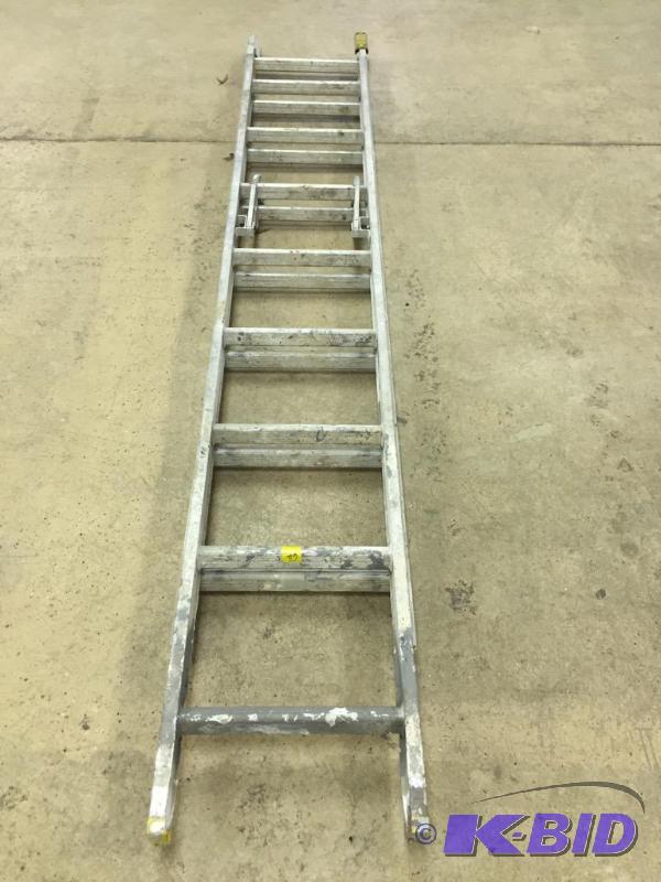 lot 62 image: 16 Werner Extension Ladder