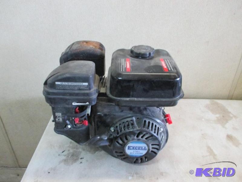 5hp gas engine, runs good...