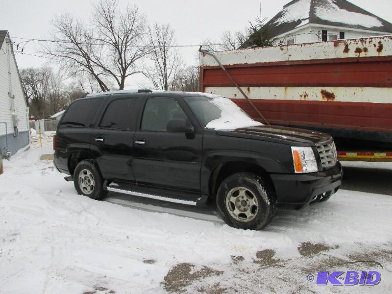 Year 2002 Make Cadillac Model Escalade Veh...