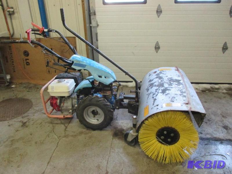 BCS Rotary Broom, honda engine, not used in 4...