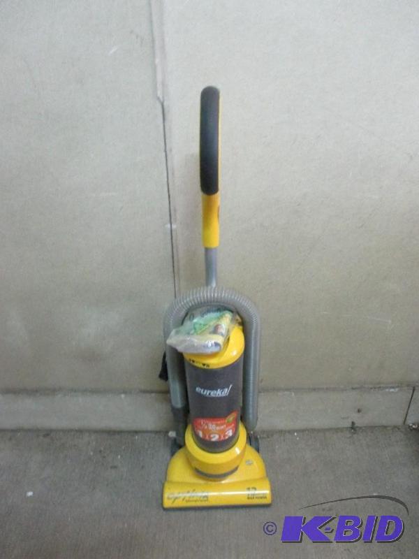 Eureka vac...