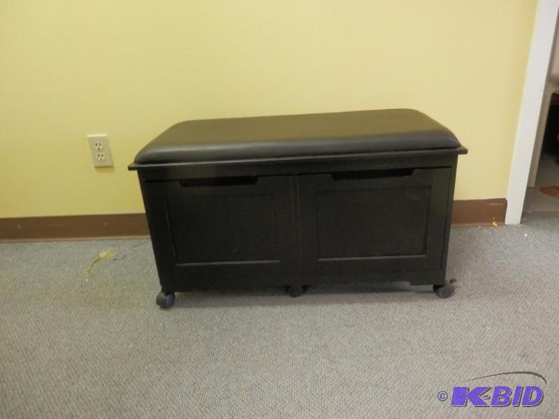 File bench