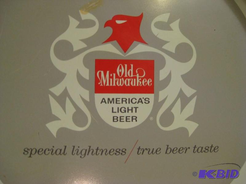 lot 25 image: Lot of 2 Beer Trays Old Milwaukee Beer...