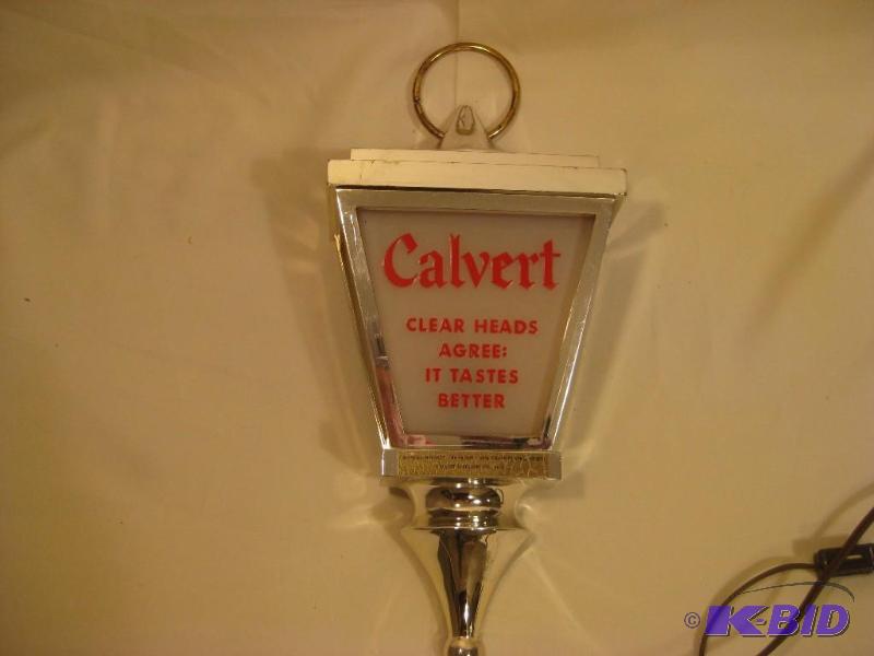 lot 42 image: Fantastic 1950s Calvert Whiskey Light Bar Si...