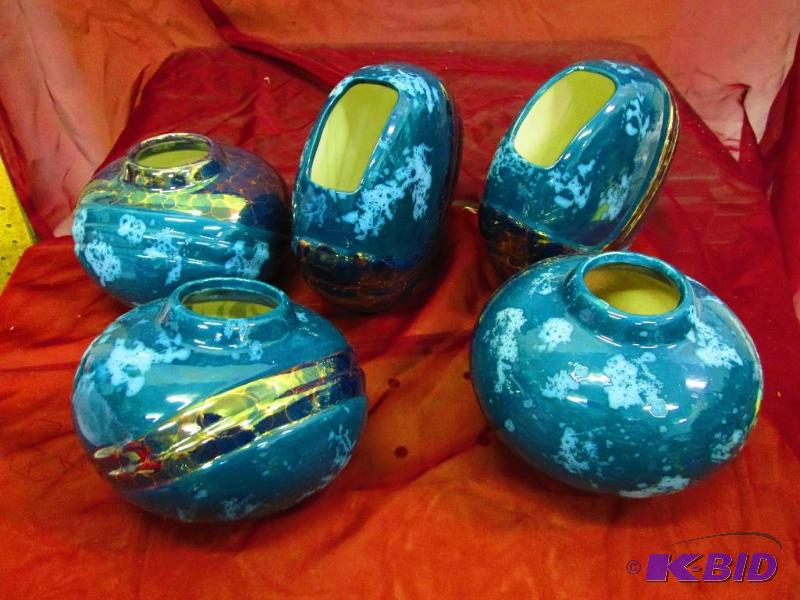 lot 50 image: Lot of decorative green ceramic vases...
