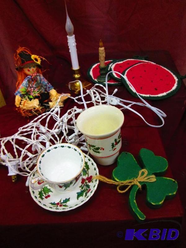 lot 60 image: A cup of Christmas tea and more....seasonal d...