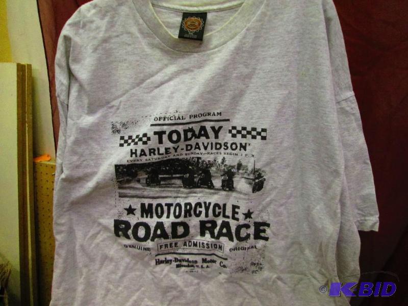 lot 79 image: Harley Davidson T Shirt, size XXXL  Milwaukee...