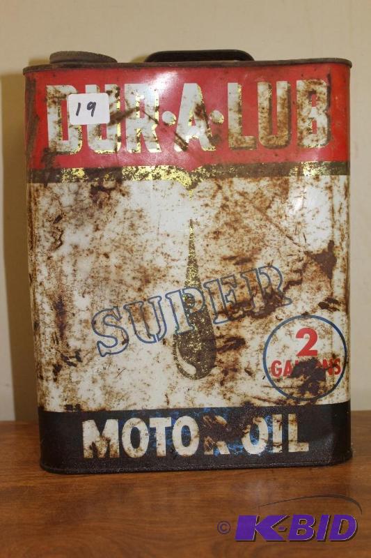 lot 19 image: Dur-A-Lub&nbspSuper Motor Oil&nbspVintage 2...