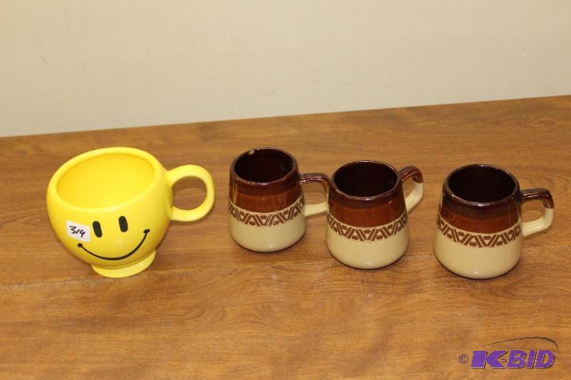 lot 319 image: Coffee Mugs ...