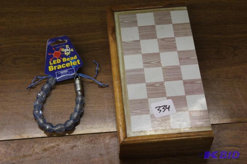 lot 334 image: Checkers  Backgammon Game ...