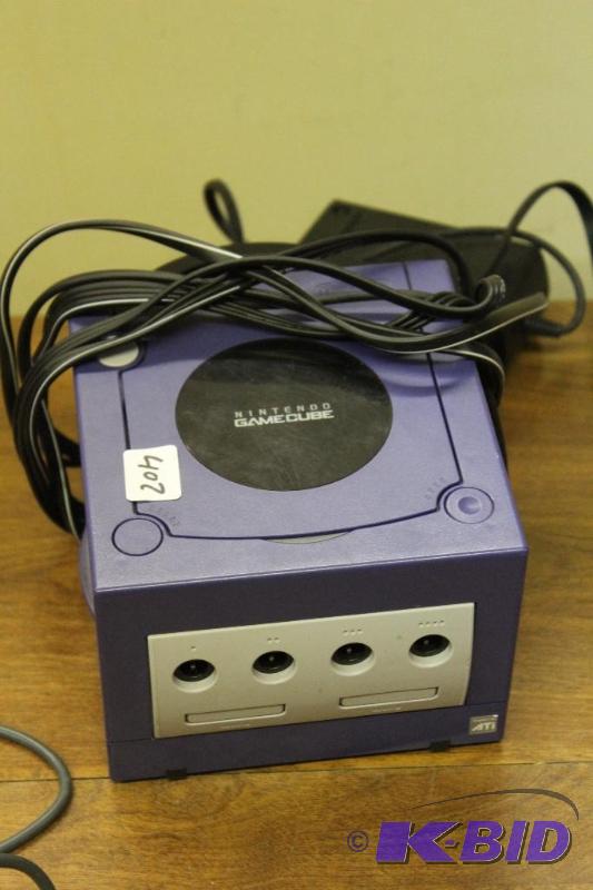 lot 402 image: Nintendo Game Cube ...