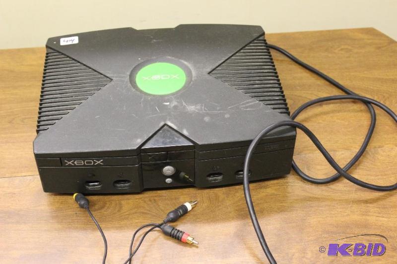 lot 414 image: XBOX...