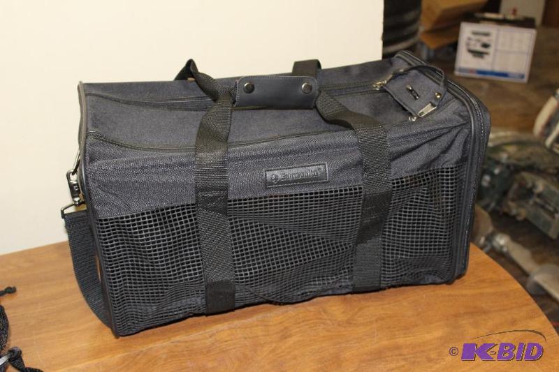 lot 517 image: SAMSONITE&nbspGym Bag  Backpack  Travel Ba...