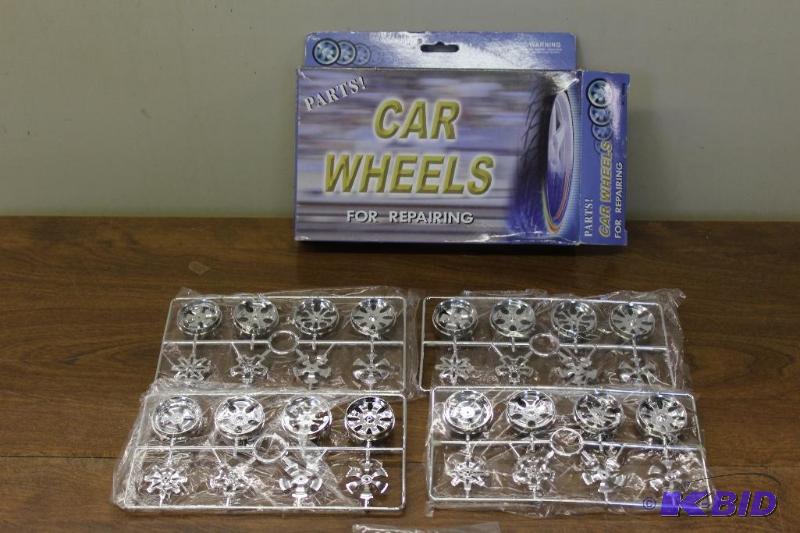 lot 560 image: Parts Car Wheels - For Repairing...