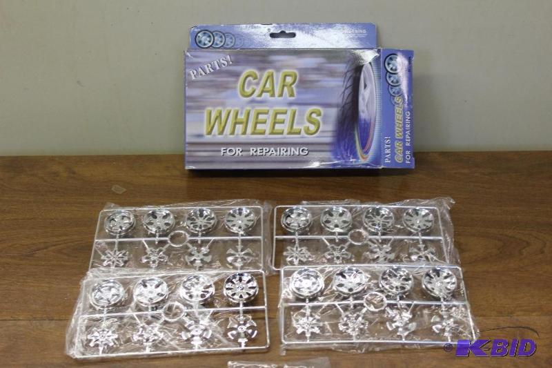lot 561 image: Parts Car Wheels - For Repairing...
