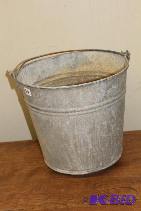 lot 89 image: Vintage Metal Bucket ...