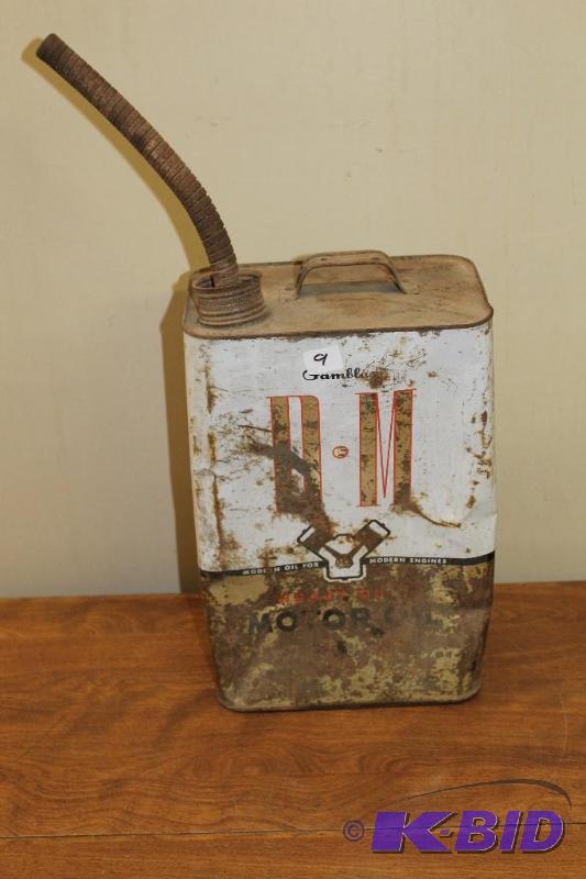lot 9 image: Gambles&nbspD - M  &nbspVintage 2...