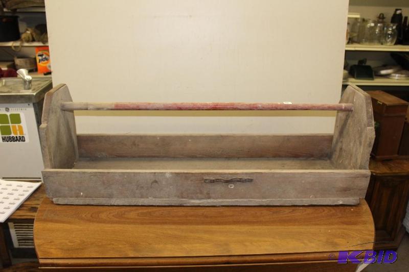 lot 96 image: Vintage Wooden Toolbox...