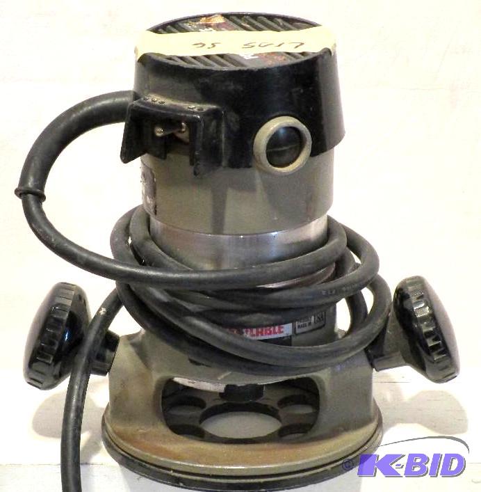lot 105 image: Porter Cable Router Model 6902 - motor  1001 Base