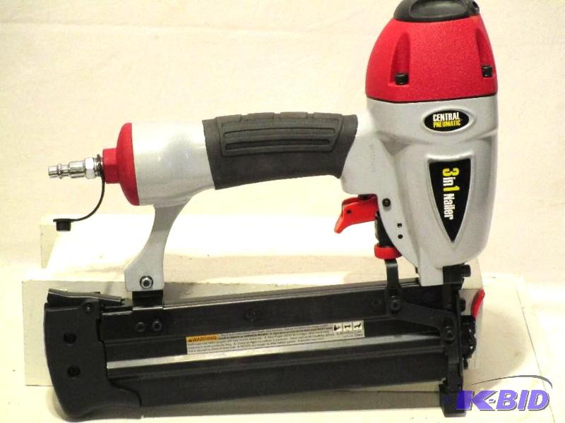 lot 113 image: 1618 Gauge 3-in-1 Air NailerStapler