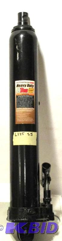 lot 135 image: 8 Ton Heavy Duty Long Ram Hydraulic Round Bottom Jack