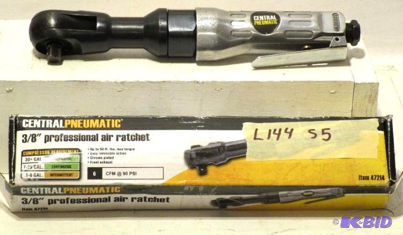 lot 144 image: 38 in. Air Ratchet Wrench