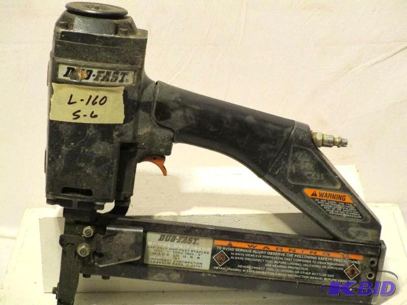 lot 160 image: Duo-Fast model DS-7664BP air stapler