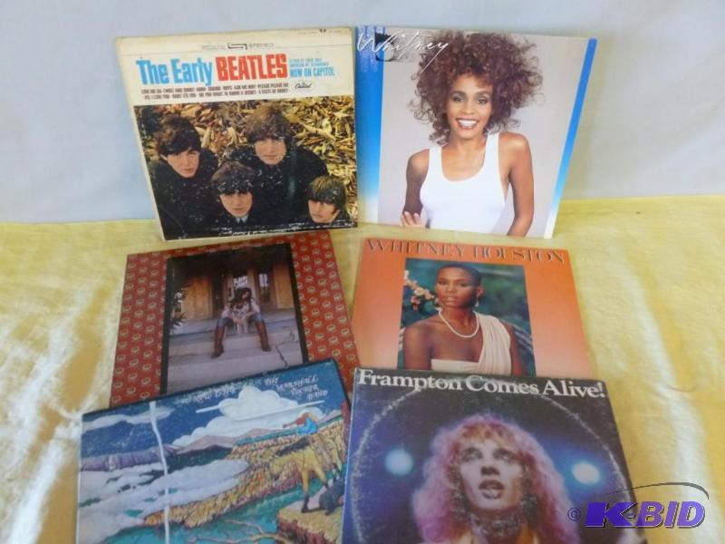 Lot of six collectible 33s record albums....